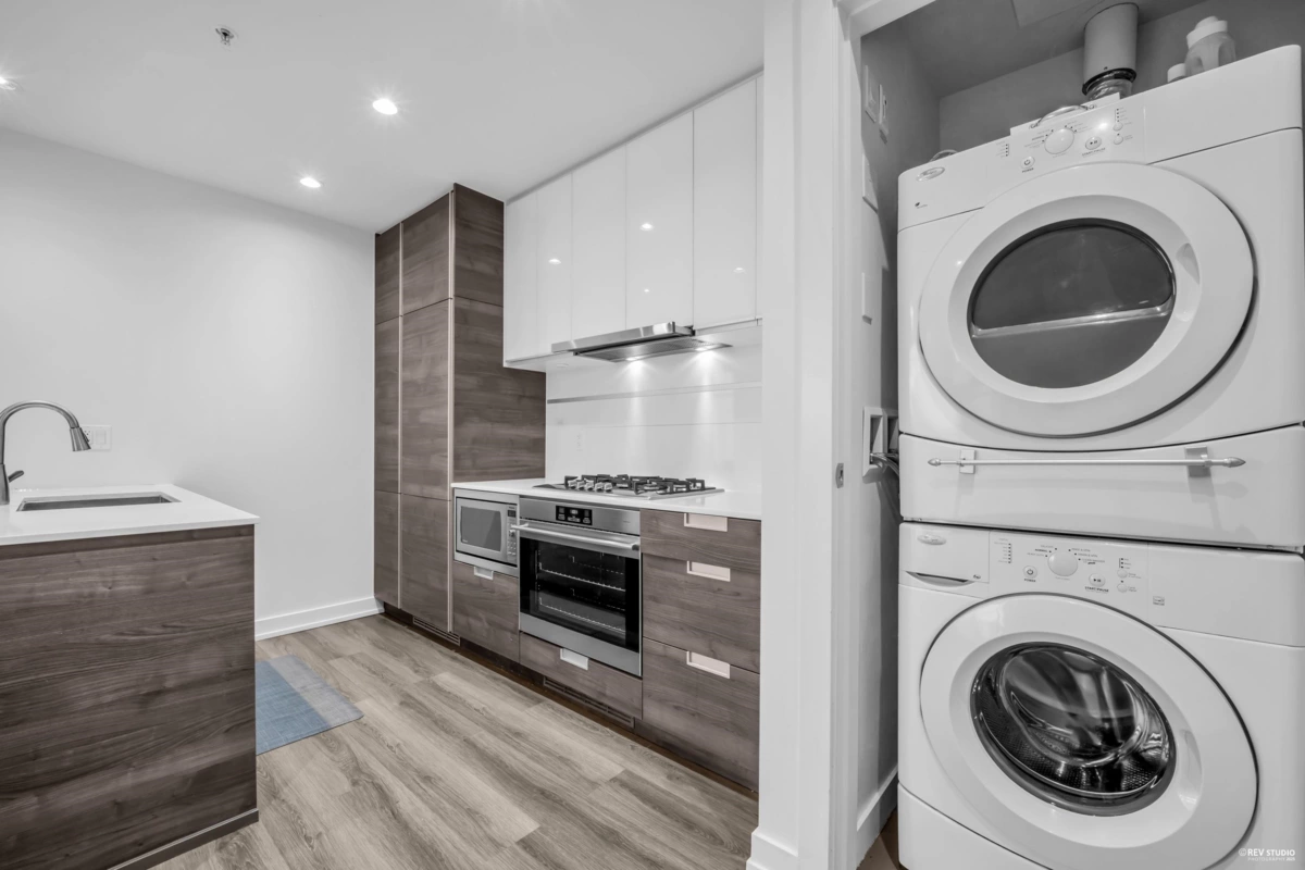 Primary Bathroom Photo of 2109 4688 Kingsway Way, Burnaby, BC