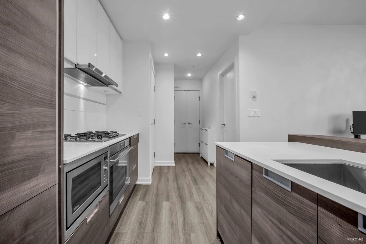 Primary Bedroom Photo of 2109 4688 Kingsway Way, Burnaby, BC