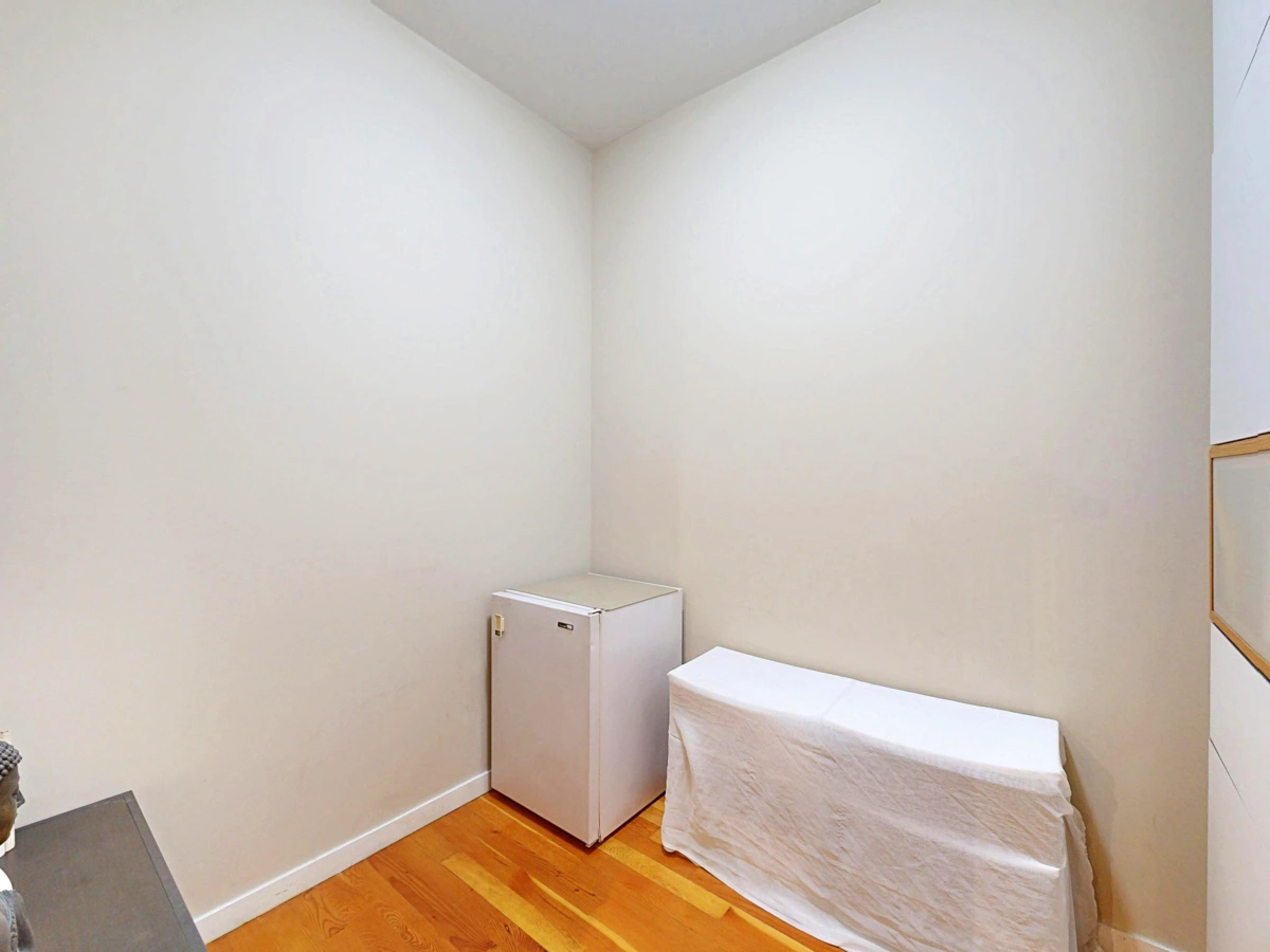 Outdoor Deck Photo of 208 250 Salter Street, New Westminster, BC