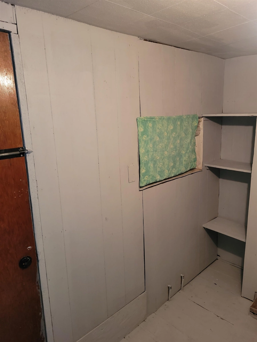 Laundry Room Photo of 47724 Old Boston Bar Road, Boston Bar / Lytton, BC