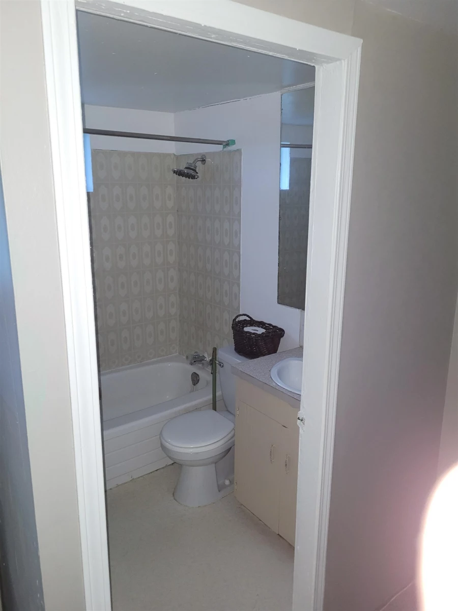 Primary Bathroom Photo of 47724 Old Boston Bar Road, Boston Bar / Lytton, BC