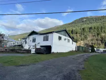 47724 Old Boston Bar Road, Boston Bar / Lytton, BC, North Vancouver — 4 bed single family residence for sale