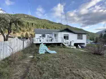 Kitchen Photo of 47724 Old Boston Bar Road, Boston Bar / Lytton, BC