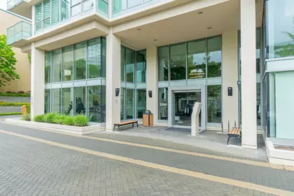 1901 2200 Douglas Road, Burnaby, BC, Burnaby — Apartment/Condo for sale