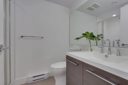 Guest Bathroom Photo of 5 909 Clarke Road, Port Moody, BC