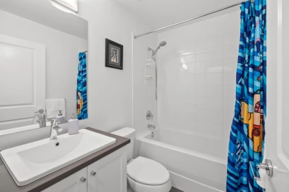 Powder Room Photo of 9 16323 15 Avenue, Surrey, BC