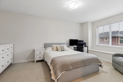 Basement Recreation Room Photo of 2 312 Casey Street, Coquitlam, BC