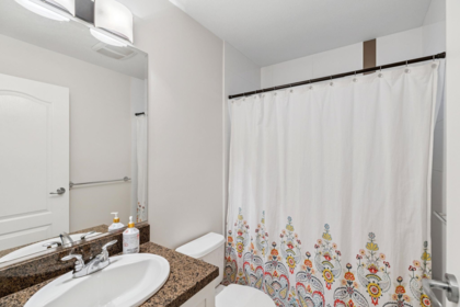 Hallway Photo of 2 312 Casey Street, Coquitlam, BC