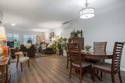 335 2451 Gladwin Road, Abbotsford, BC, Abbotsford — Apartment/Condo for sale
