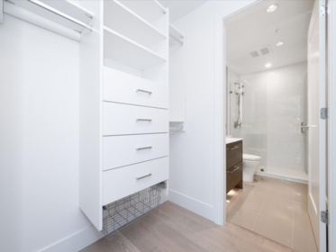 Basement Recreation Room Photo of 305 1501 Vidal Street, White Rock, BC