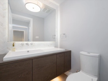 Hallway Photo of 305 1501 Vidal Street, White Rock, BC
