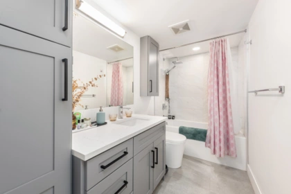 217 2150 E Hastings Street, Vancouver, BC, Vancouver — Apartment/Condo for sale