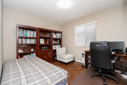 Basement Recreation Room Photo of 11110 156 Street, Surrey, BC