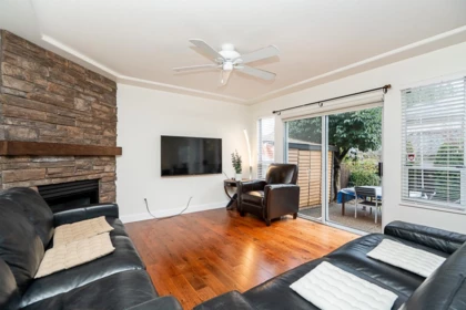 Office / Den Photo of 11110 156 Street, Surrey, BC