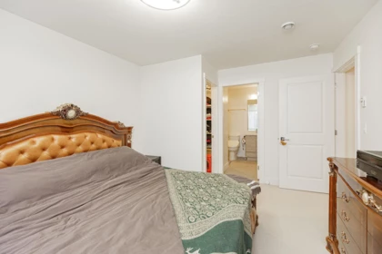 Bedroom 4 Photo of 152 16433 19 Avenue, Surrey, BC
