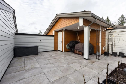 Mudroom Photo of 152 16433 19 Avenue, Surrey, BC