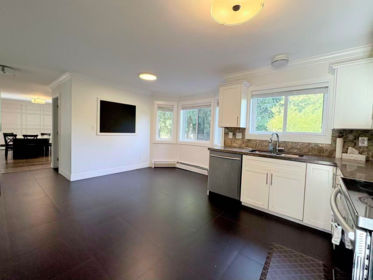 Pantry Photo of 15555 38a Avenue, Surrey, BC