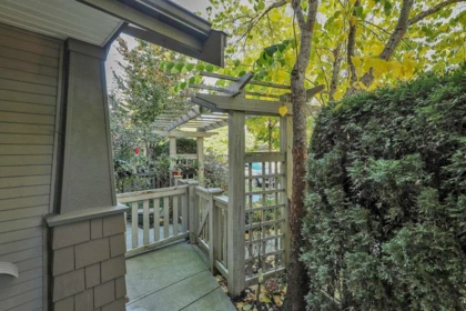 Front Yard Photo of 94 8251 209b Street, Langley, BC