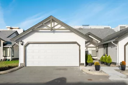 48 19649 53 Avenue, Langley, BC, Langley — Townhouse for sale