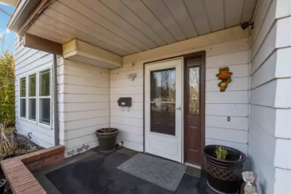 9113 145a Street, Surrey, BC, Surrey — Single Family Residence for sale