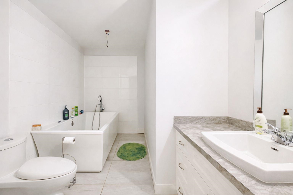 Bedroom 2 Photo of 32492 Cherry Avenue, Mission, BC