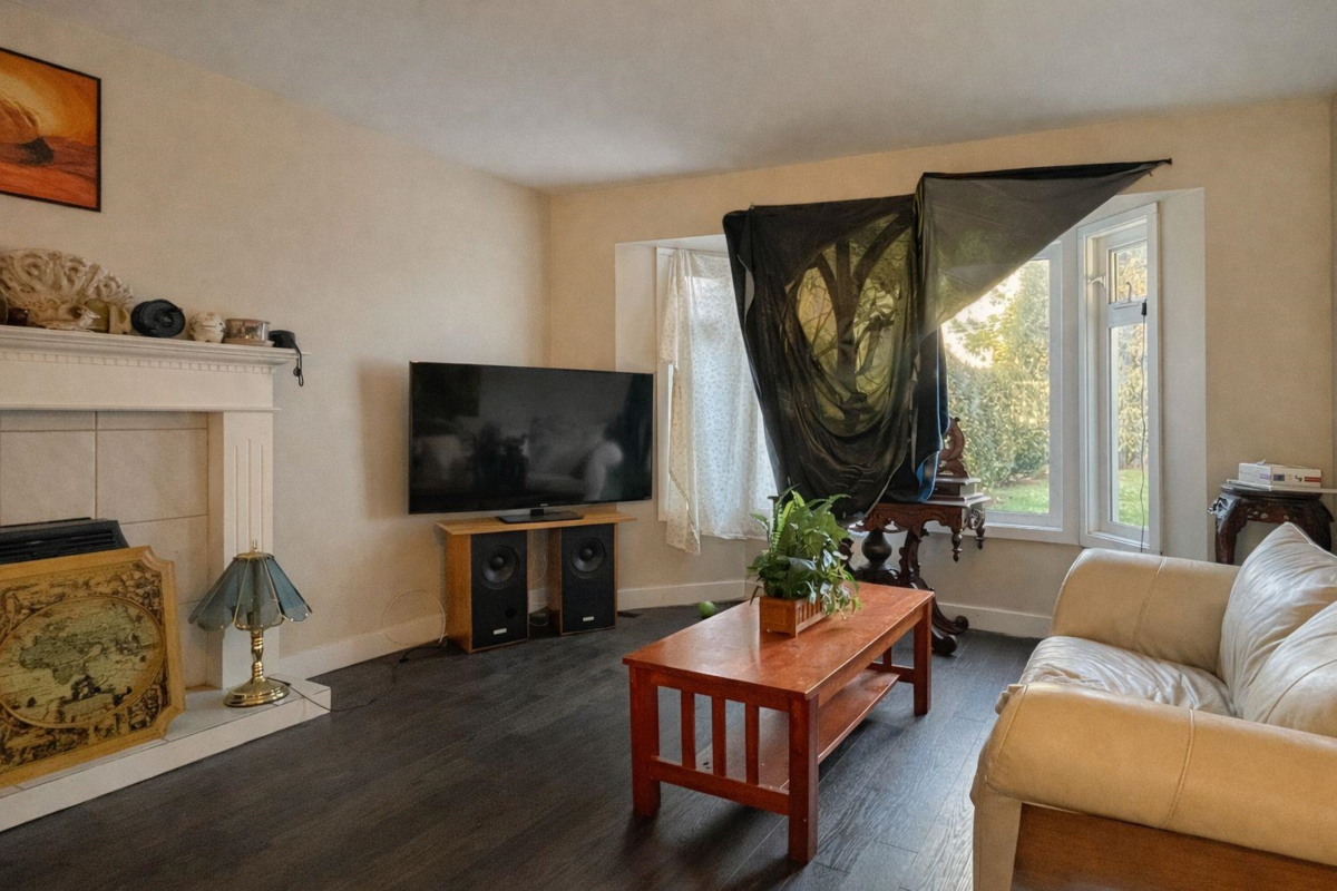 Dining Area Photo of 32492 Cherry Avenue, Mission, BC