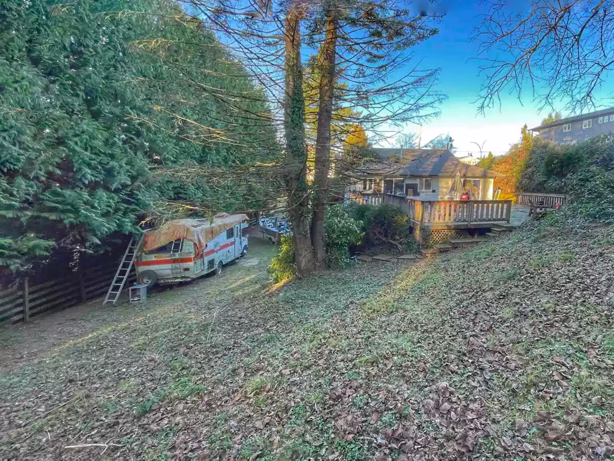 Hot Tub / Spa Photo of 32492 Cherry Avenue, Mission, BC