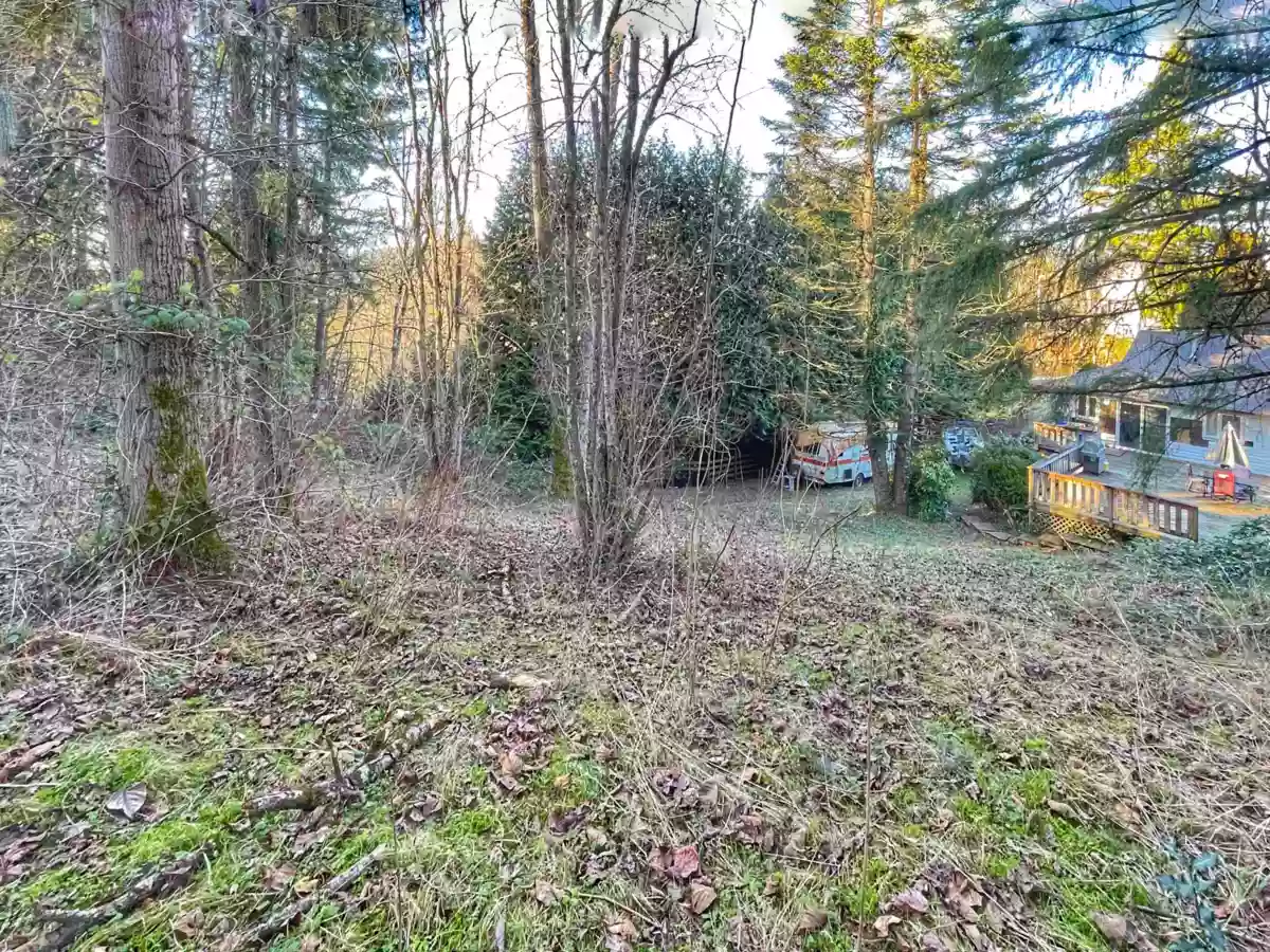 Outdoor Kitchen Photo of 32492 Cherry Avenue, Mission, BC