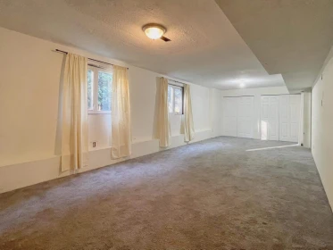 Laundry Room Photo of 32492 Cherry Avenue, Mission, BC
