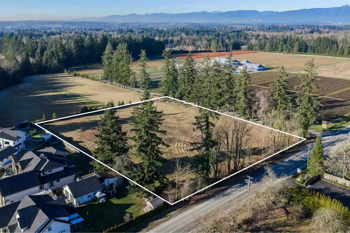 Living Room Photo of 5981 248 Street, Langley, BC