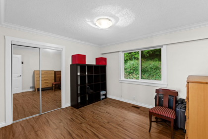 Mudroom Photo of 661 Andover Crescent, West Vancouver, BC