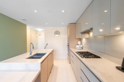 Breakfast Nook Photo of 411 3538 Sawmill Crescent, Vancouver, BC