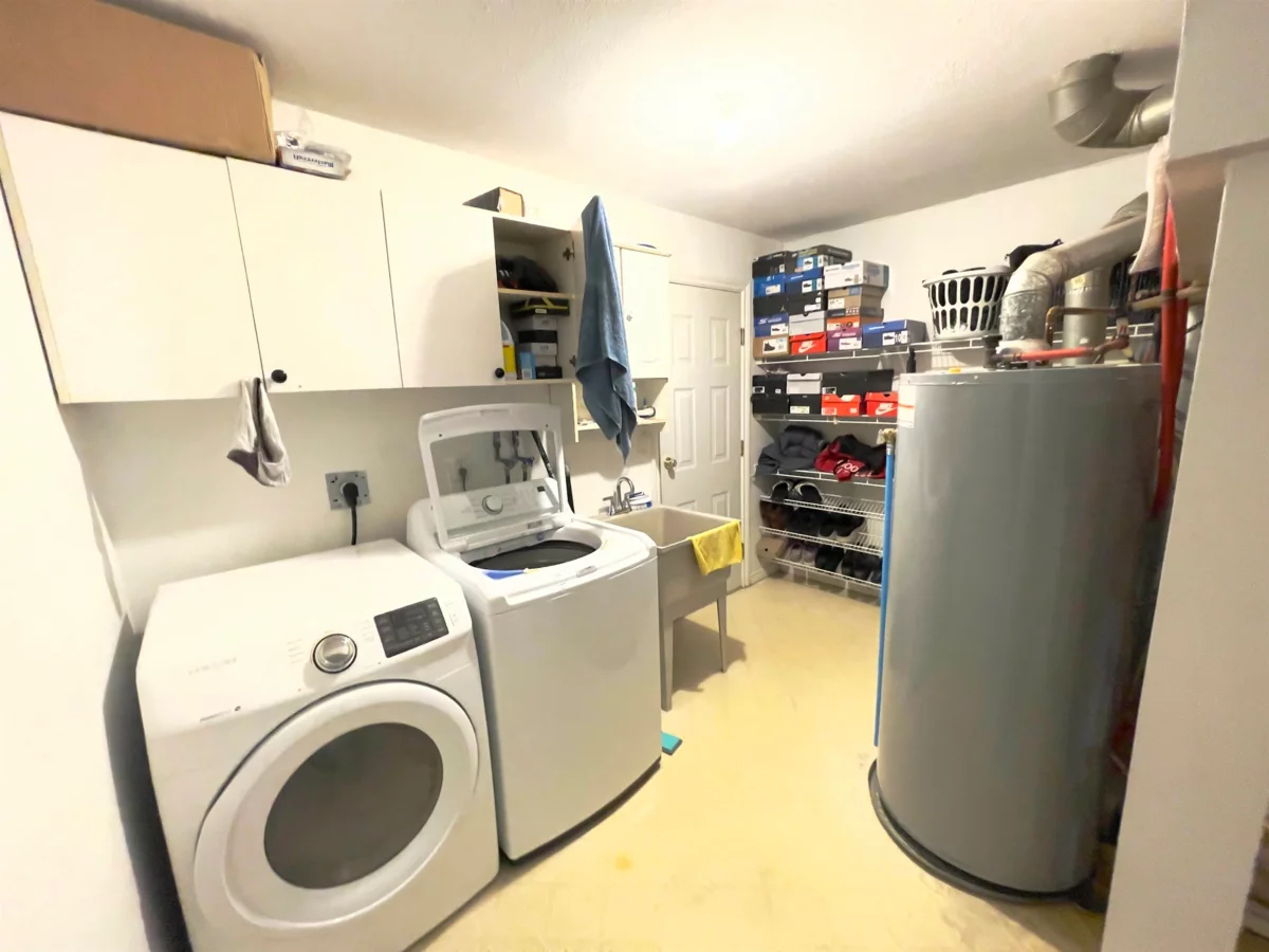 Basement Recreation Room Photo of 31638 Harmony Court, Abbotsford, BC