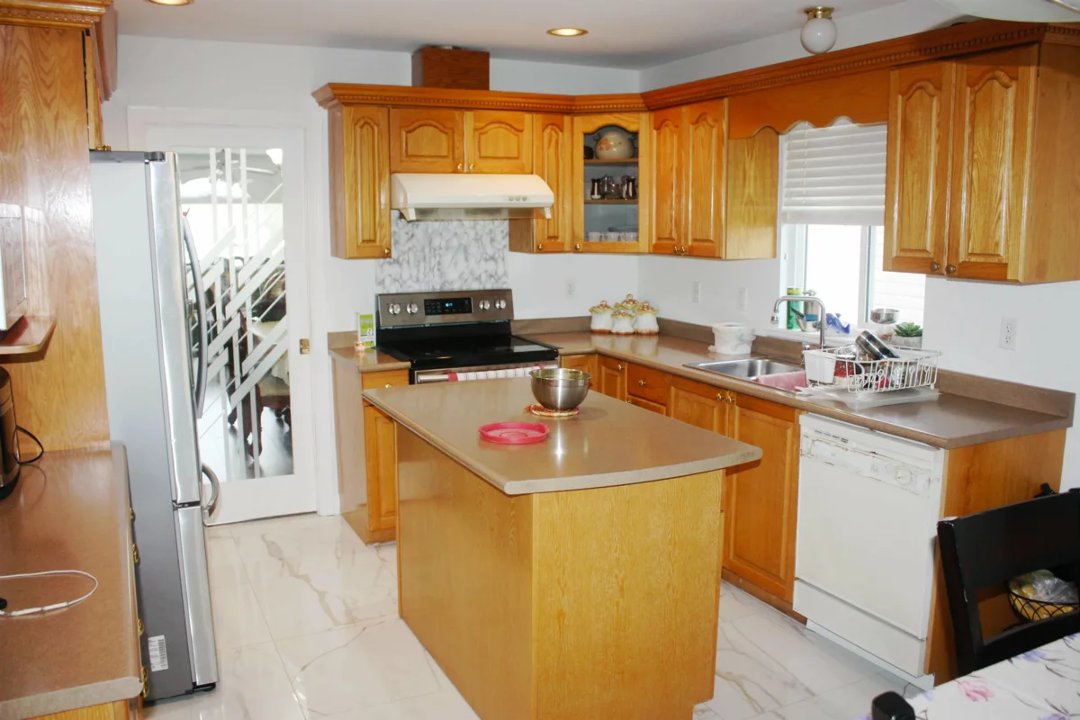 Breakfast Nook Photo of 31638 Harmony Court, Abbotsford, BC