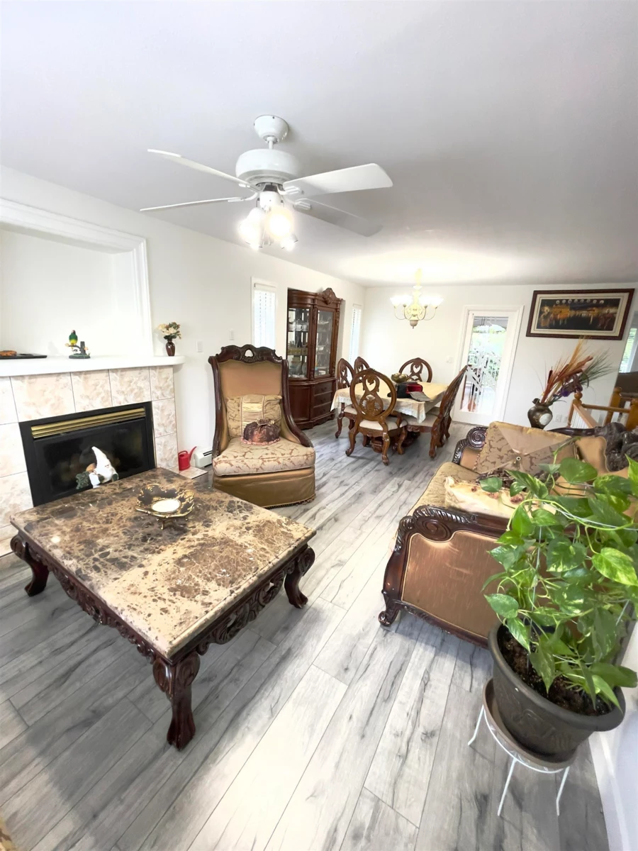 Living Room Photo of 31638 Harmony Court, Abbotsford, BC