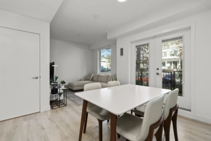 101 2688 Duke Street, Vancouver, BC, Vancouver — Apartment/Condo for sale