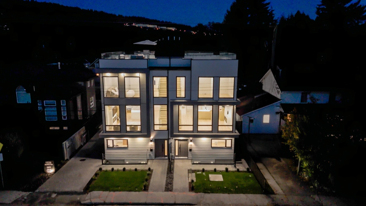 Aerial View of 3 1536 Duthie Avenue, Burnaby, BC