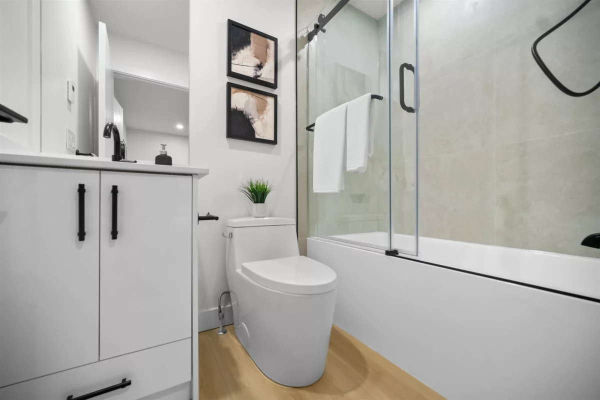 Backyard Photo of 3 1536 Duthie Avenue, Burnaby, BC