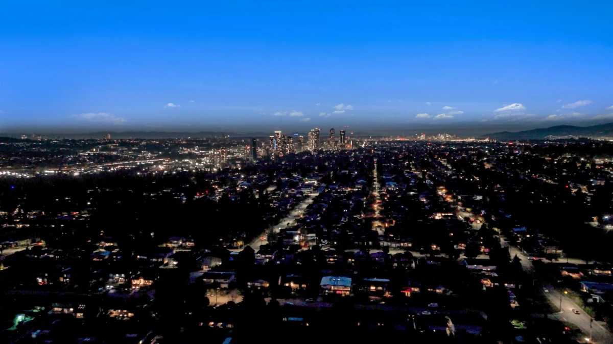 Fitness Center Photo Near 3 1536 Duthie Avenue, Burnaby, BC