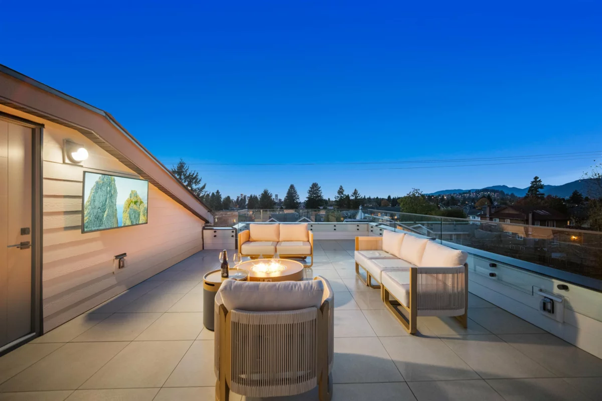 Living Room Photo of 3 1536 Duthie Avenue, Burnaby, BC