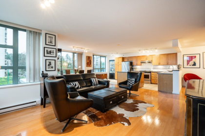 304 4380 Halifax Street, Burnaby, BC, Burnaby — Apartment/Condo for sale