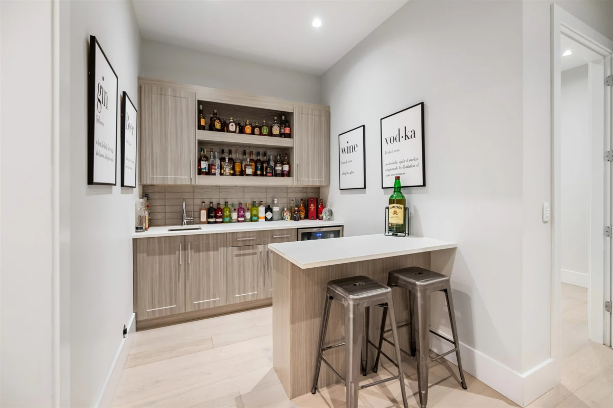 Entry Foyer Photo of 3745 208 Street, Langley, BC