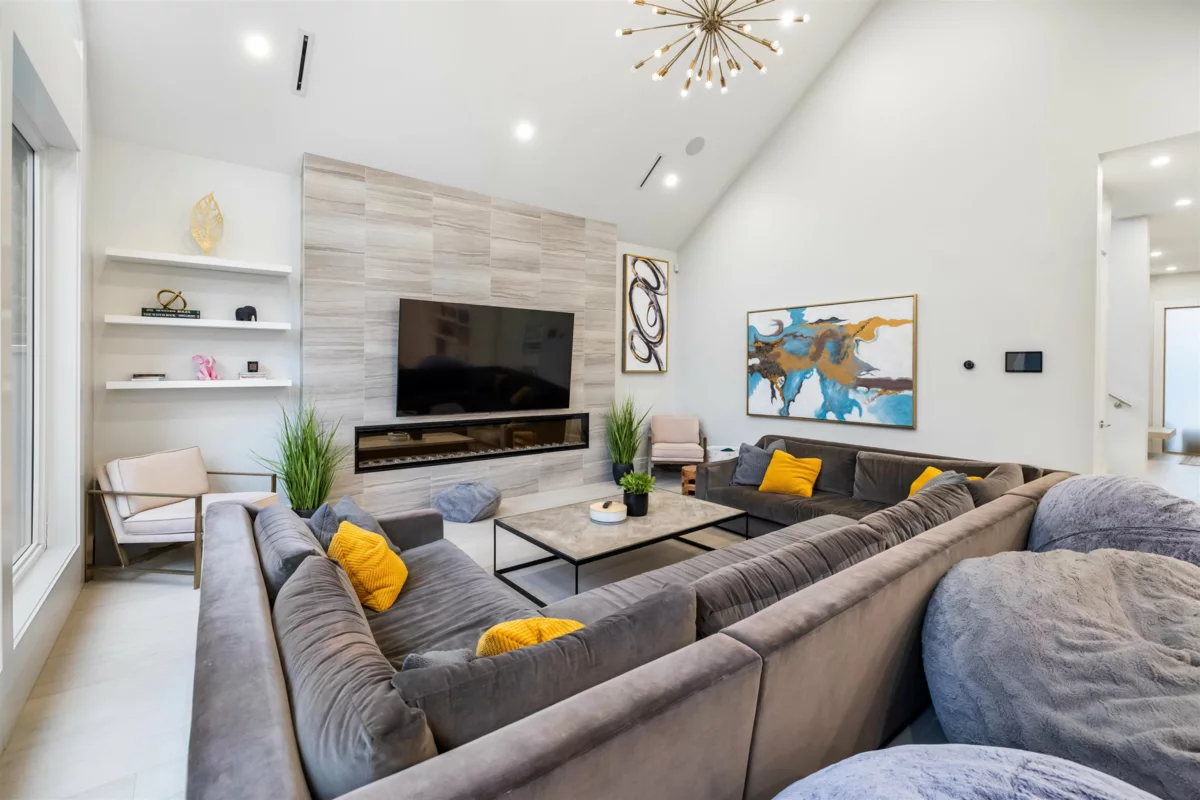 Guest Bathroom Photo of 3745 208 Street, Langley, BC