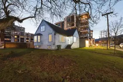 Aerial View of 45726 Spadina Avenue, Chilliwack, BC