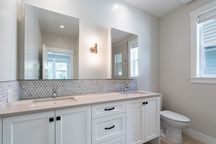 Powder Room Photo of 43318 Creekside Circle, Chilliwack, BC