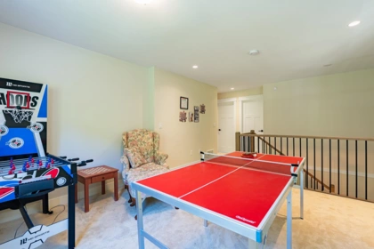 Primary Bedroom Photo of 43318 Creekside Circle, Chilliwack, BC
