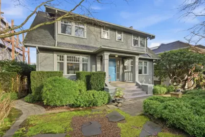 3881 W 14th Avenue, Vancouver, BC, Vancouver — Single Family Residence for sale