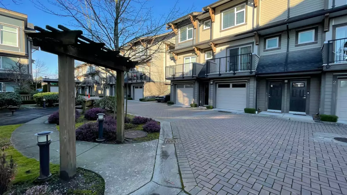 Backyard Photo of 4 4099 No. 4 Road, Richmond, BC