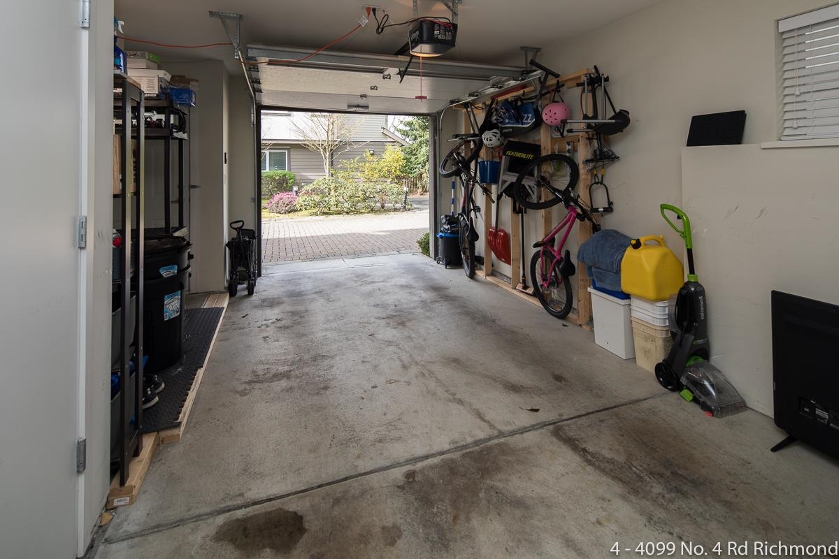 Basement Recreation Room Photo of 4 4099 No. 4 Road, Richmond, BC