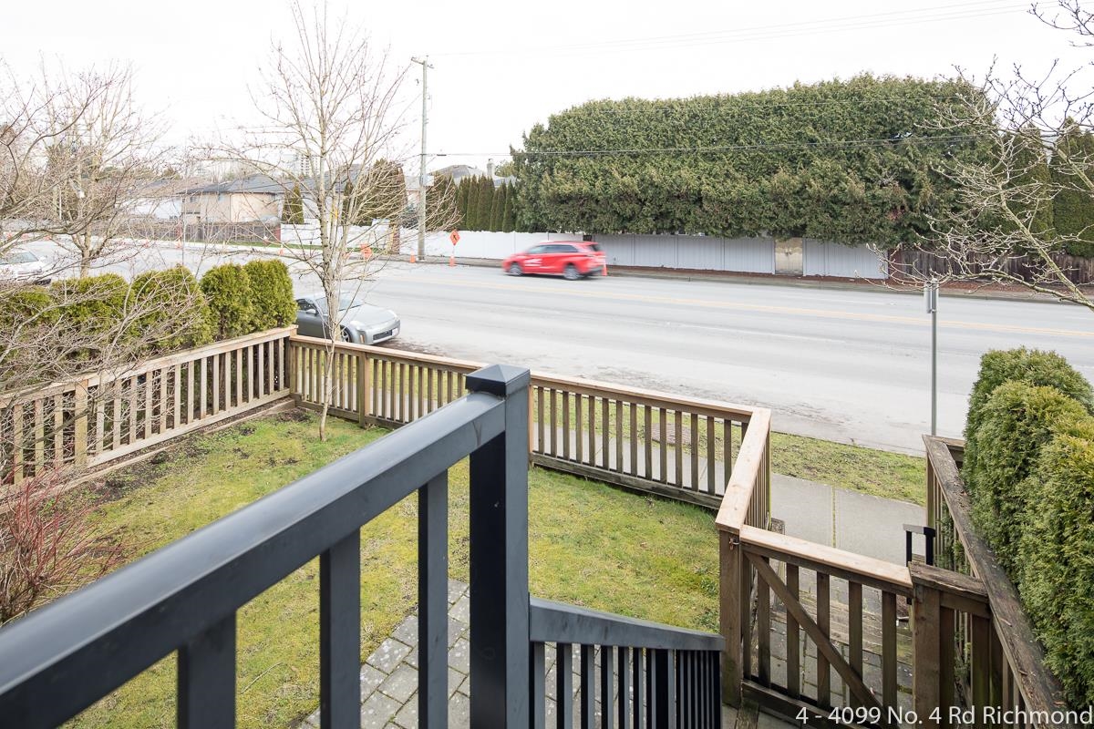 Hot Tub / Spa Photo of 4 4099 No. 4 Road, Richmond, BC